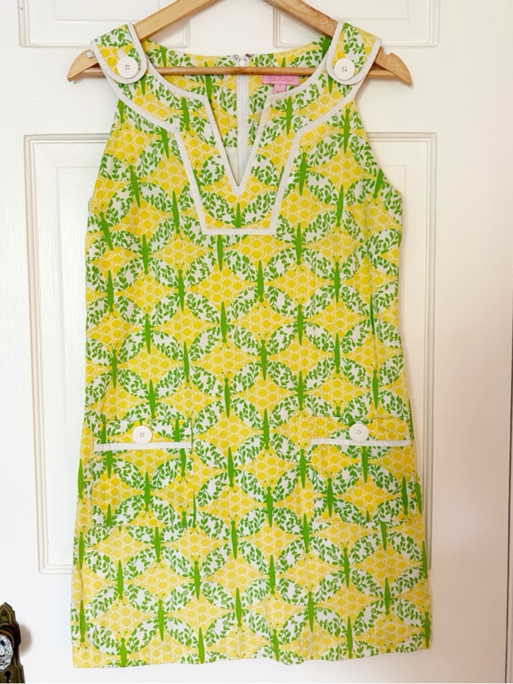 Lilly Pulitzer Vintage Shift Dress in Yellow & Green Print Size 6 Vintage Lilly